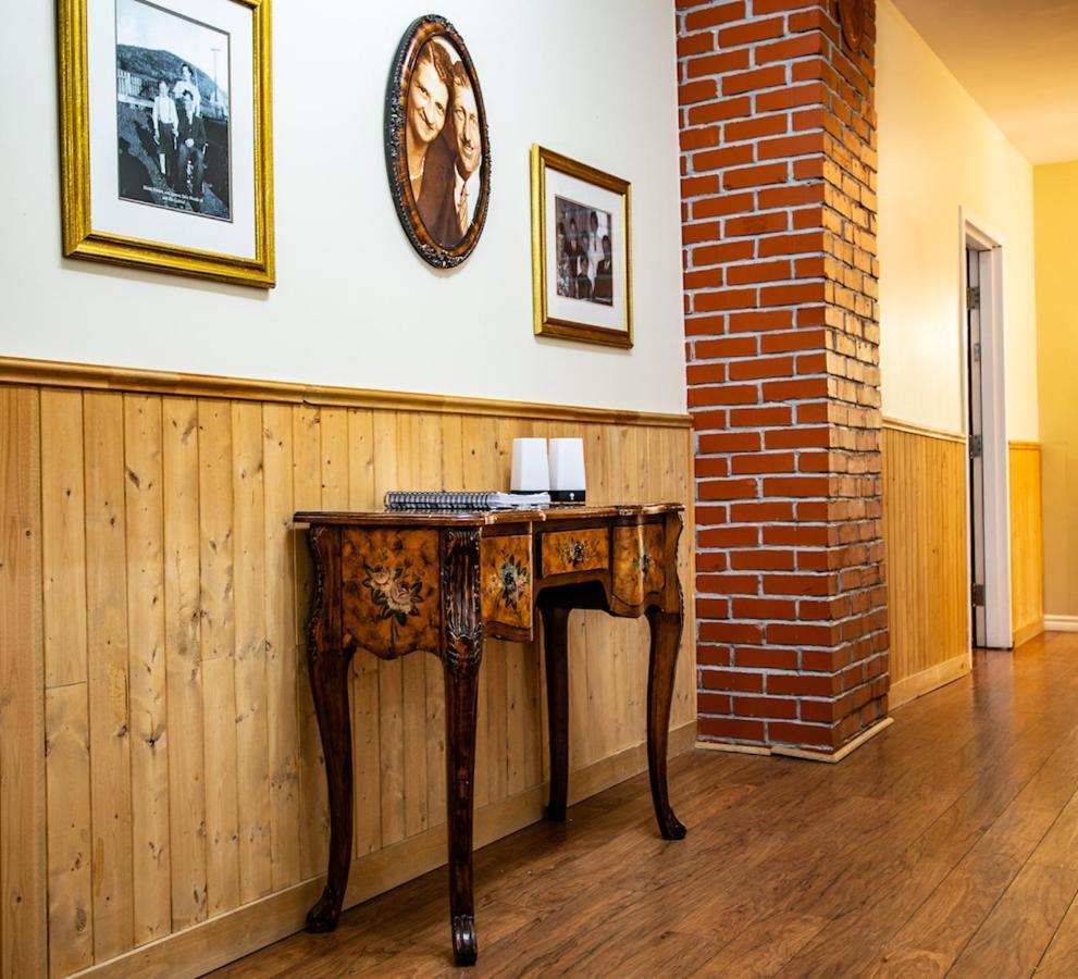 Auberge Du Presbytere De Riviere-Eternite Riviere Eternite Екстер'єр фото