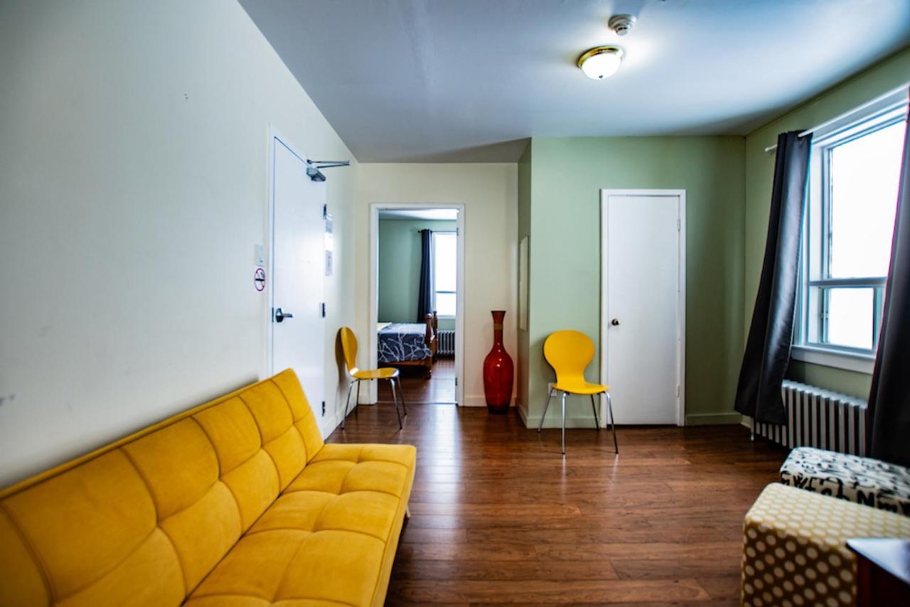 Auberge Du Presbytere De Riviere-Eternite Riviere Eternite Екстер'єр фото