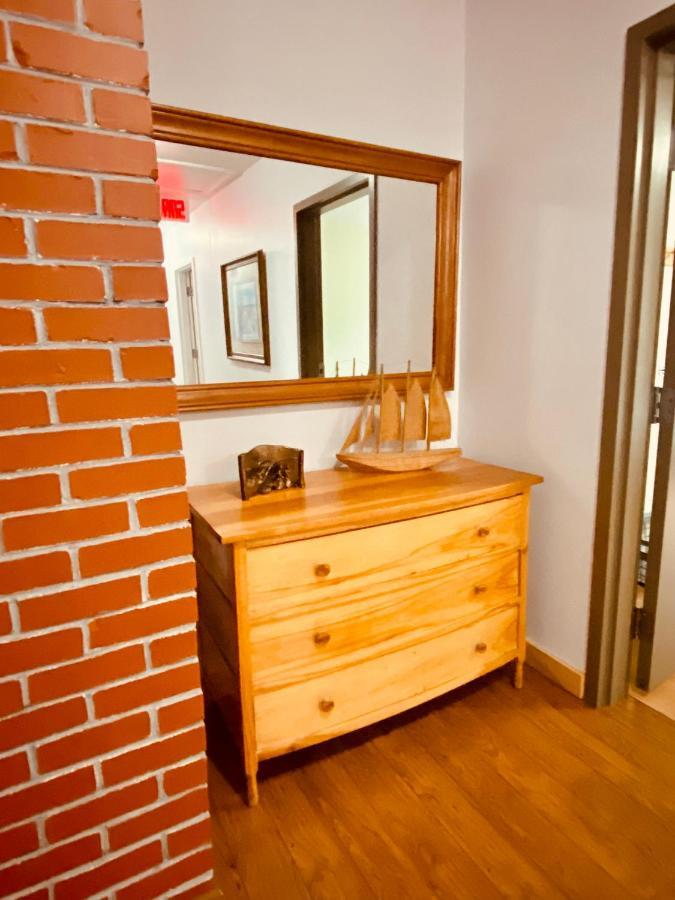 Auberge Du Presbytere De Riviere-Eternite Riviere Eternite Екстер'єр фото